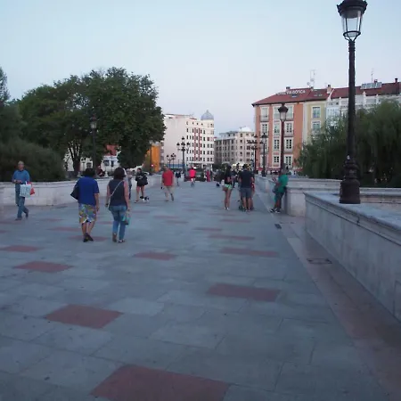 Parejas Appartamento Burgo