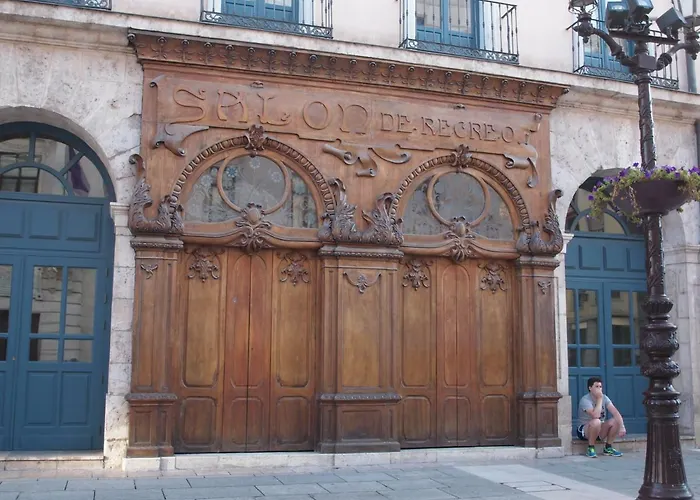 Parejas 아파트 Burgo